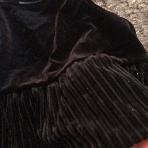 top - Picture 2 of 2